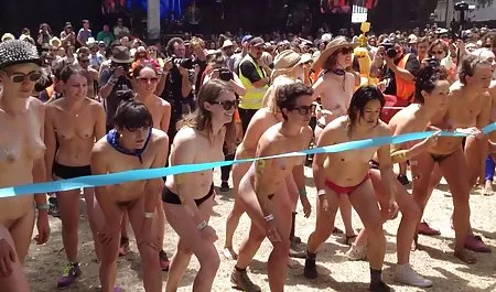 برخی از همسایگان دانلود فیلم پورن الکسیس در جاده, هاردکور, 2