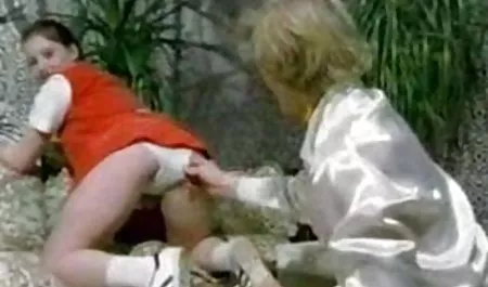 بالغ پوست قهوه اولین فیلم سکسی الکسیس تگزاس ای