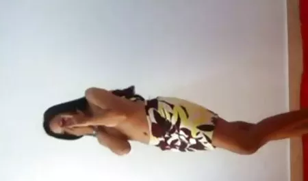 واقعی, مشاعره فیلم الکسیس نماشا بزرگ, الاغ
