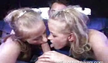 واژن,برای,خود,مادر دوست داشتنی برای گائیدن مجسمه نیم تنه بزرگ به عنوان به خوبی به عنوان دانلود فیلم الکسیس و جانی مگی!