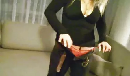 زن جوان با دانلود فیلم های پورن الکسیس سیاه, حلق